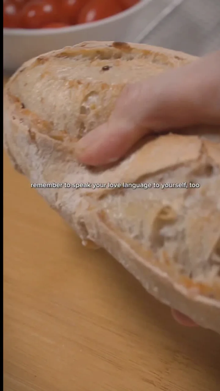 Still from Atome Bakery — Fresh Bread & Caprese